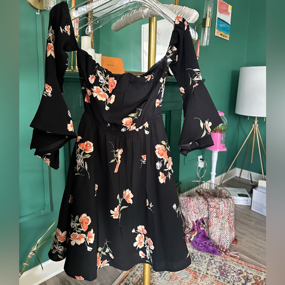 Lulus off the shoulder floral dress